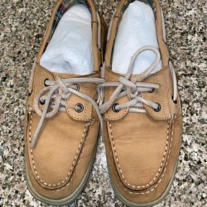 Bass landing,boat, deck shoes,loofahs size 7.5